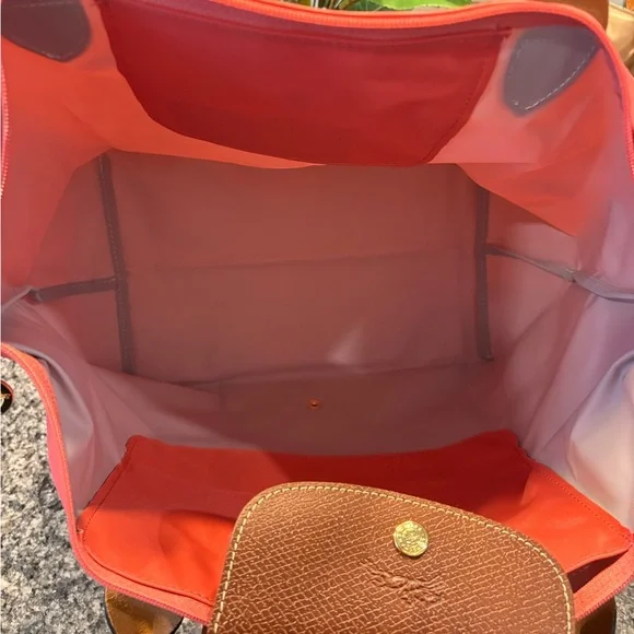 Longchamp Le Pliage Large in Grenadine - Picture 3 of 7